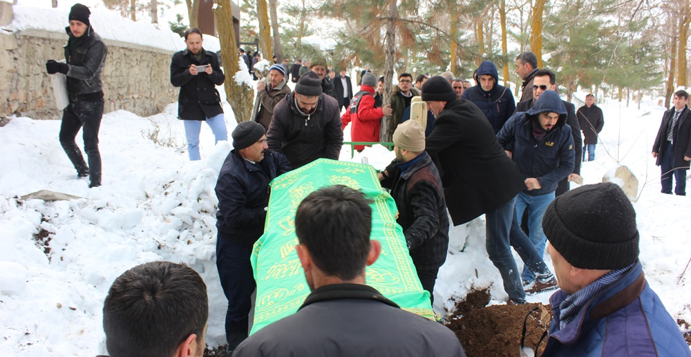 Ali Fatih Aydın son yolculuğuna Göksun Ulu Camiiden uğurlandı!