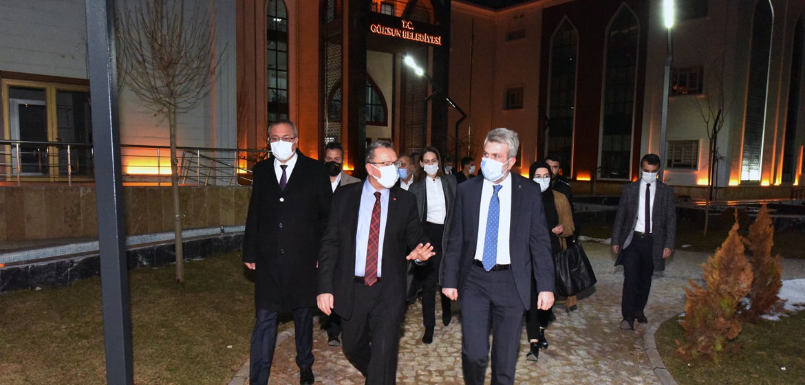 BAŞKAN GÖRGEL BAŞKAN AYDIN’I ZİYARET ETTİ