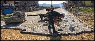 Göksun’da Mahalle Yollarına Parke Döşeniyor!
