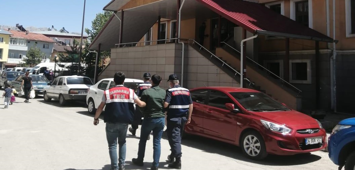 GÖKSUN’DA FETÖ SİLAHLI TERÖR ÖRGÜTÜ ÜYESİ 1 KİŞİ TUTUKLANDI.