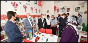 Kanlıkavak’ta “BİR KİTAP BİR FİDAN” Projesi!