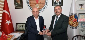 BAŞKAN AYDIN, AMATÖR OLMADAN FROFOSYONEL OLMAZ!