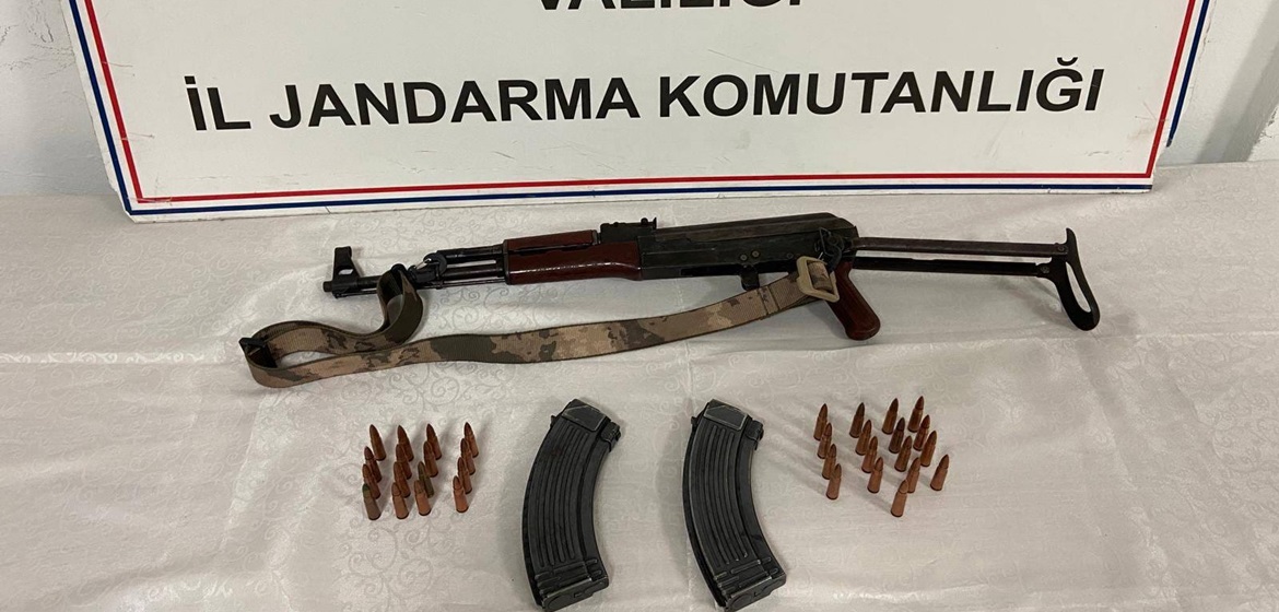Jandarma’dan Silah ve Mühimmat Kaçakçılığına geçit yok.