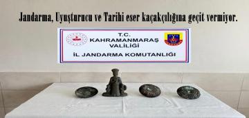 Jandarma, Uyuşturucu ve Tarihi eser kaçakçılığına geçit vermiyor.