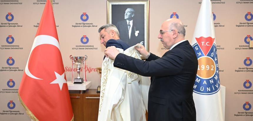 KSÜ’de Rektörlük Devir Teslim Töreni Gerçekleştirildi.