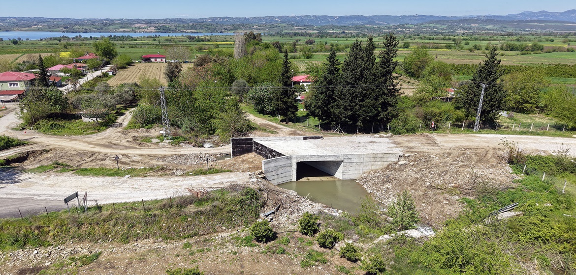 Andırın’da 5 Mahalleye Ulaşım Sağlayan Köprü Menfezde Sona Gelindi.
