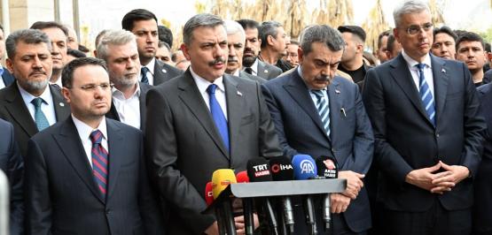 Bakanlar KSÜ Tıp Fakültesi Hastanesinde Yaralı Öğrencileri Ziyaret Etti.