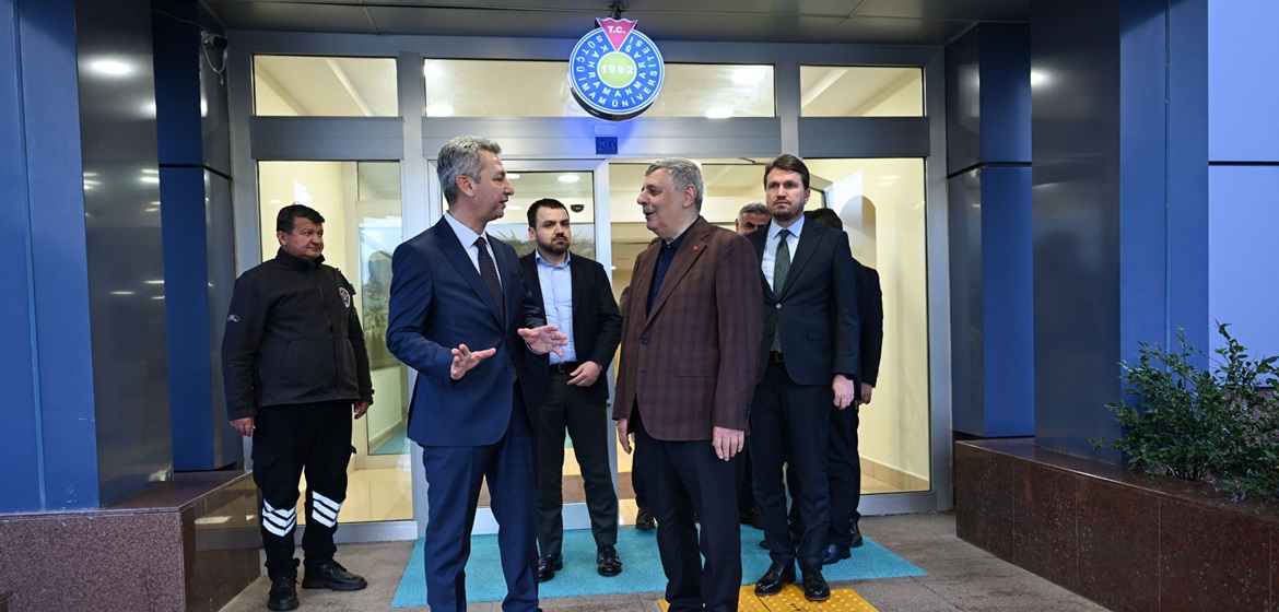 Nevzat Pakdil ve İl Protokolü KSÜ Rektörü Prof. Dr. İbrahim Taner Okumuş’u Ziyaret Etti.