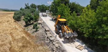 Büyükşehir, Andırın Kırsalında Yol Yatırımlarını Sürdürüyor.