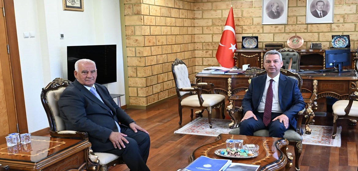 Başkan Cüce’den KSÜ Rektörü Okumuş’a Göksun’un Eğitim Geleceği İçin Ziyaret.
